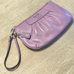 LIKE NEW Coach Madison Lavender Leather Wristlet